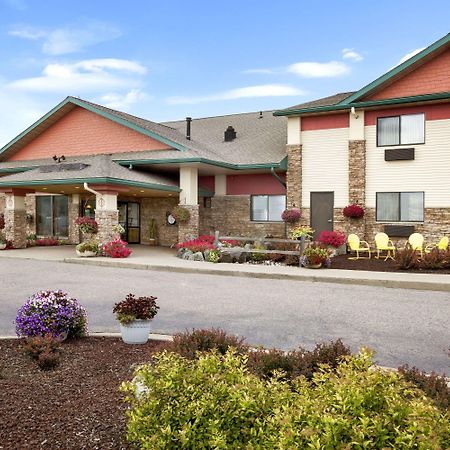 Motel Super 8 By Wyndham Eveleth Exteriér fotografie